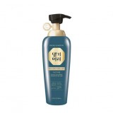 Шампунь от выпадения для жирной кожи Daeng Gi Meo Ri Hair Loss Care Shampoo For Oily Scalp 400 мл