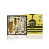 Набор по уходу за кожей лица с экстрактом меда и коллоидного золота FarmStay Honey & Gold Essential Skin Care 3 Set